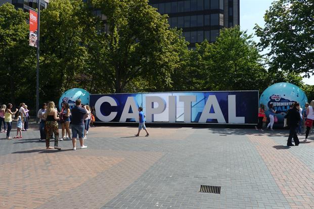 沃達豐的“第一次”的體驗活動好羞羞:夏日時光演唱會 - 第6張 - 會展活動策劃CCASY.COM 沃達豐的“第一次”的體驗活動好羞羞:夏日時光演唱會 - 第6張