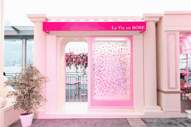 浪漫迷人的巴黎大街驚現(xiàn)香港:蘭蔻品牌活動(dòng) - 第12張 - 會(huì)展活動(dòng)策劃CCASY.COM 浪漫迷人的巴黎大街驚現(xiàn)香港:蘭蔻品牌活動(dòng) - 第12張