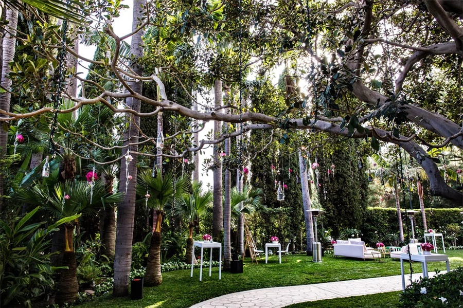 戶外派對超贊:金凱福玫瑰酒發(fā)布派對|玩轉(zhuǎn)我的潮姿態(tài) - 第1張 - 會展活動策劃CCASY.COM 戶外派對超贊:金凱福玫瑰酒發(fā)布派對|玩轉(zhuǎn)我的潮姿態(tài) - 第1張