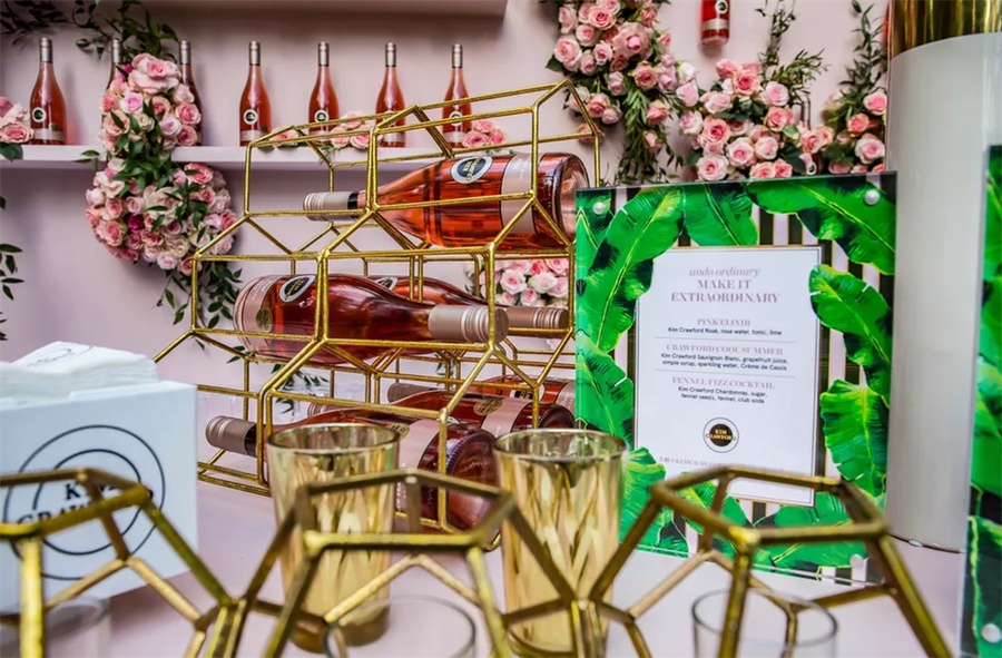 戶外派對超贊:金凱福玫瑰酒發(fā)布派對|玩轉(zhuǎn)我的潮姿態(tài) - 第14張 - 會展活動策劃CCASY.COM 戶外派對超贊:金凱福玫瑰酒發(fā)布派對|玩轉(zhuǎn)我的潮姿態(tài) - 第14張