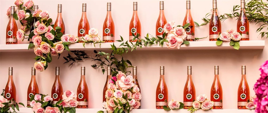 戶外派對超贊:金凱福玫瑰酒發(fā)布派對|玩轉(zhuǎn)我的潮姿態(tài) - 第11張 - 會展活動策劃CCASY.COM 戶外派對超贊:金凱福玫瑰酒發(fā)布派對|玩轉(zhuǎn)我的潮姿態(tài) - 第11張