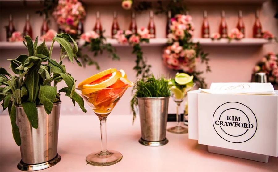 戶外派對超贊:金凱福玫瑰酒發(fā)布派對|玩轉(zhuǎn)我的潮姿態(tài) - 第9張 - 會展活動策劃CCASY.COM 戶外派對超贊:金凱福玫瑰酒發(fā)布派對|玩轉(zhuǎn)我的潮姿態(tài) - 第9張