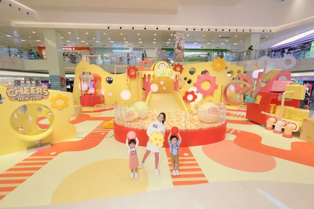 這等歡樂可愛的商場(chǎng)美陳展覽活動(dòng)將一一刷新了你的朋友圈 - 第72張 - 會(huì)展活動(dòng)策劃CCASY.COM 這等歡樂可愛的商場(chǎng)美陳展覽活動(dòng)將一一刷新了你的朋友圈 - 第72張
