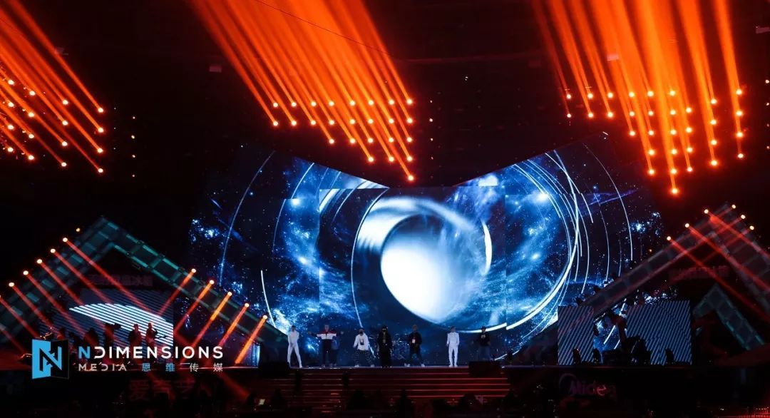 2019愛(ài)奇藝最年輕最時(shí)尚的盛典晚會(huì) - 第5張 - 會(huì)展活動(dòng)策劃CCASY.COM 2019愛(ài)奇藝最年輕最時(shí)尚的盛典晚會(huì) - 第5張