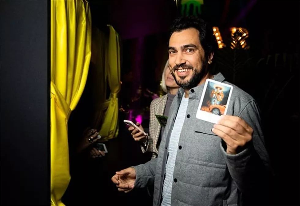 讓人眼花繚亂的汽車發(fā)布會變成了一場三幕的馬戲表演 - 第16張 - 會展活動策劃CCASY.COM 讓人眼花繚亂的汽車發(fā)布會變成了一場三幕的馬戲表演 - 第16張