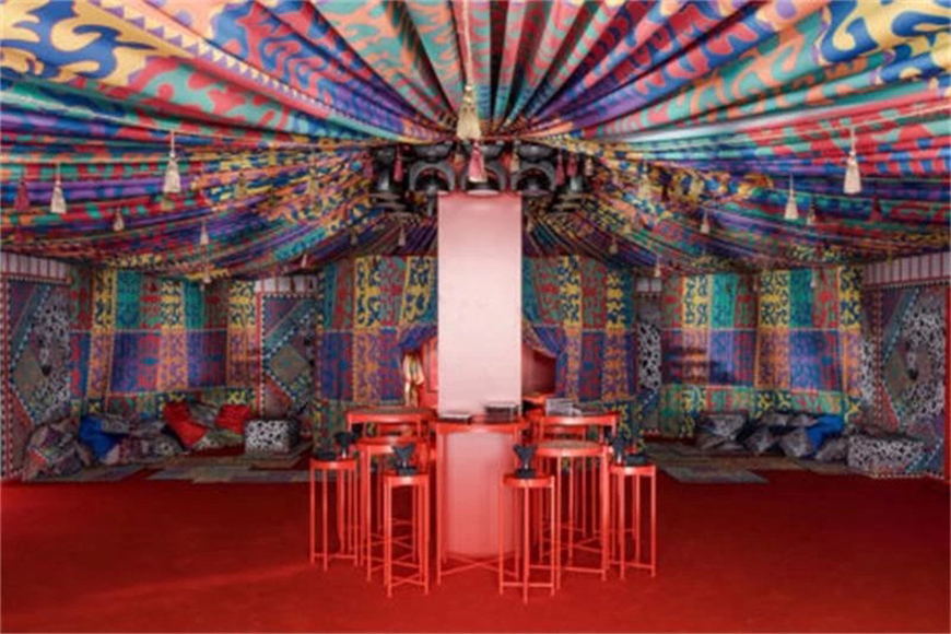 瘋狂藝術(shù)狀態(tài)氣氛的派對策劃是最受期待的沉浸式體驗(yàn)派對了 - 第11張 - 會展活動策劃CCASY.COM 瘋狂藝術(shù)狀態(tài)氣氛的派對策劃是最受期待的沉浸式體驗(yàn)派對了 - 第11張