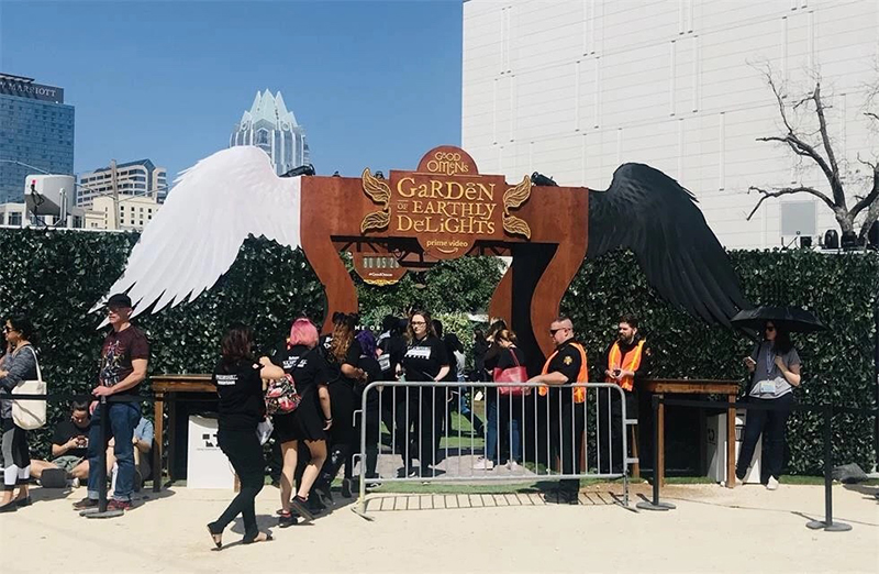 西南偏南音樂(lè)節(jié)的《好兆頭》的發(fā)布會(huì)策劃了一組摩托車車手穿街走巷 - 第13張 - 會(huì)展活動(dòng)策劃CCASY.COM 西南偏南音樂(lè)節(jié)的《好兆頭》的發(fā)布會(huì)策劃了一組摩托車車手穿街走巷 - 第13張