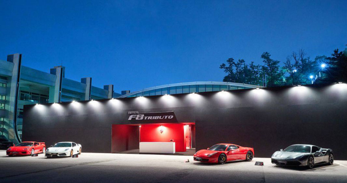 釋放紅色激情的法拉利F8 TRIBUTO發(fā)布會(huì) - 第2張 - 會(huì)展活動(dòng)策劃CCASY.COM 釋放紅色激情的法拉利F8 TRIBUTO發(fā)布會(huì) - 第2張