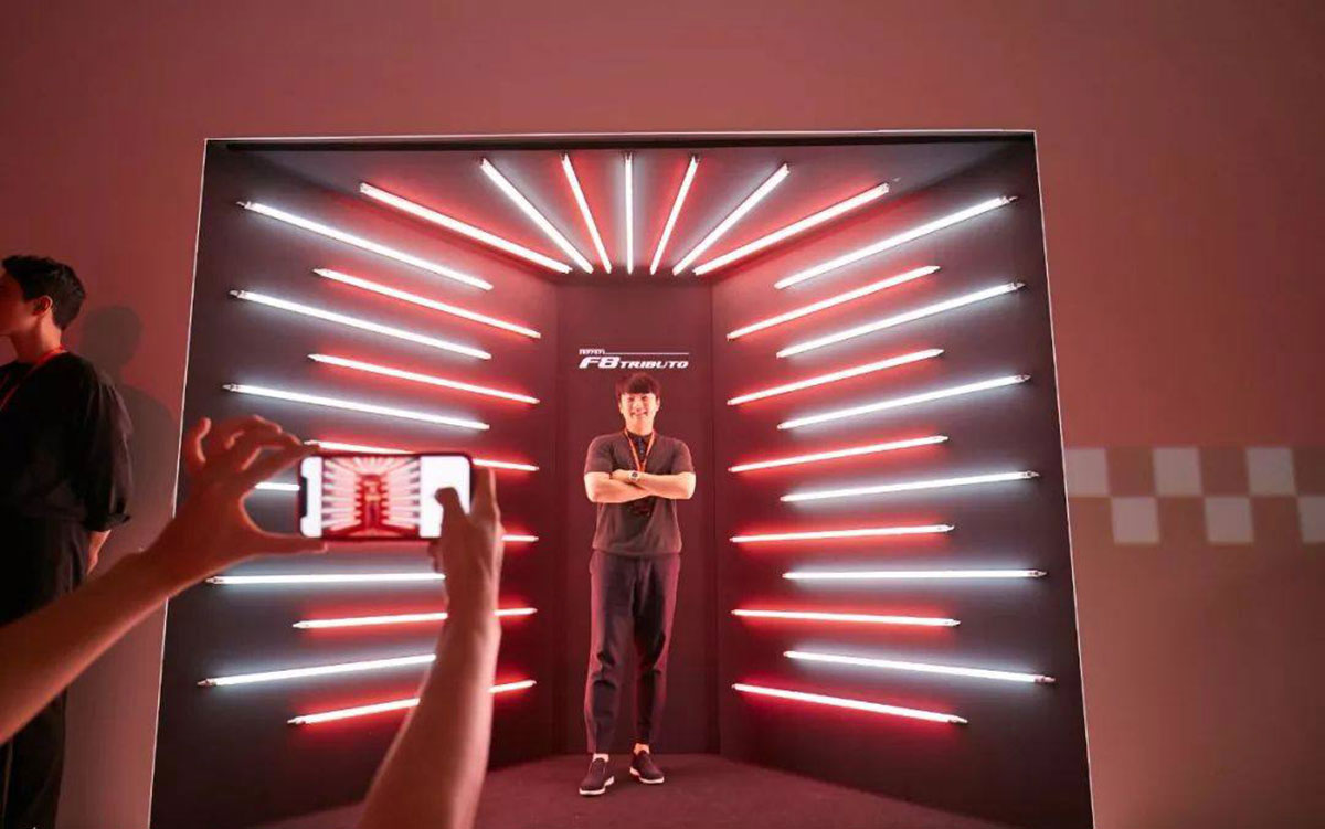 釋放紅色激情的法拉利F8 TRIBUTO發(fā)布會(huì) - 第12張 - 會(huì)展活動(dòng)策劃CCASY.COM 釋放紅色激情的法拉利F8 TRIBUTO發(fā)布會(huì) - 第12張