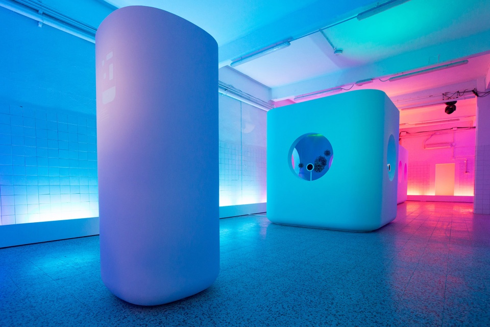 時(shí)尚時(shí)尚最時(shí)尚:這個(gè)“共振”藝術(shù)裝置美翻了 - 第26張 - 會(huì)展活動(dòng)策劃CCASY.COM 時(shí)尚時(shí)尚最時(shí)尚:這個(gè)“共振”藝術(shù)裝置美翻了 - 第26張