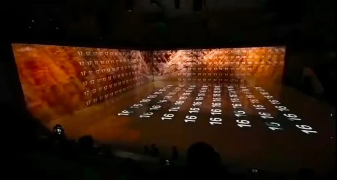 寶馬X5的汽車發(fā)布會(huì)活動(dòng)創(chuàng)意至今仍為行業(yè)佳話 - 第1張 - 會(huì)展活動(dòng)策劃CCASY.COM 寶馬X5的汽車發(fā)布會(huì)活動(dòng)創(chuàng)意至今仍為行業(yè)佳話 - 第1張