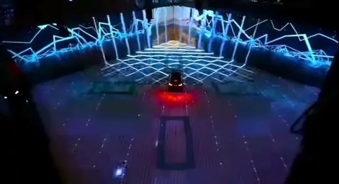 寶馬X5的汽車發(fā)布會(huì)活動(dòng)創(chuàng)意至今仍為行業(yè)佳話 - 第4張 - 會(huì)展活動(dòng)策劃CCASY.COM 寶馬X5的汽車發(fā)布會(huì)活動(dòng)創(chuàng)意至今仍為行業(yè)佳話 - 第4張