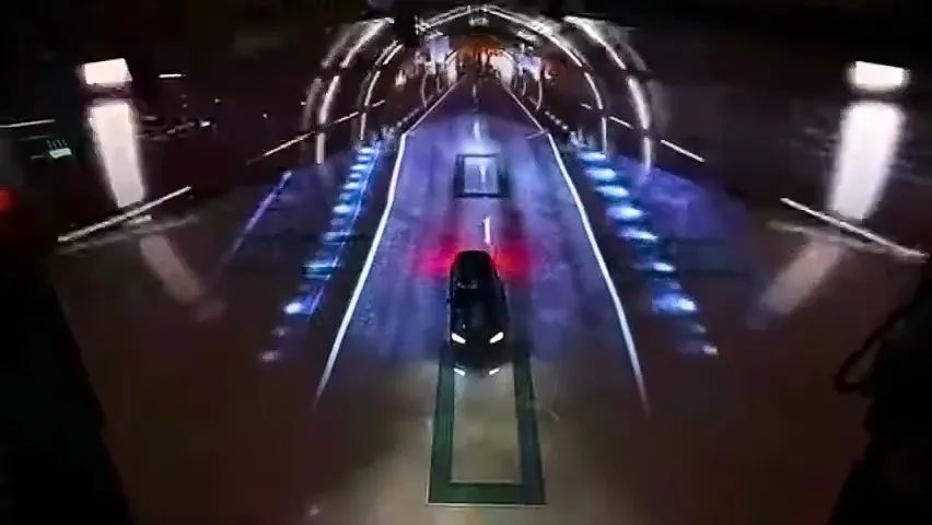 寶馬X5的汽車發(fā)布會(huì)活動(dòng)創(chuàng)意至今仍為行業(yè)佳話 - 第5張 - 會(huì)展活動(dòng)策劃CCASY.COM 寶馬X5的汽車發(fā)布會(huì)活動(dòng)創(chuàng)意至今仍為行業(yè)佳話 - 第5張