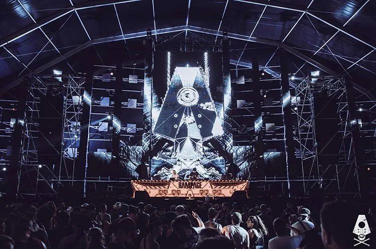 2020年的這些音樂盛典活動等你來燃燒現(xiàn)場嗨翻天 - 第43張 - 會展活動策劃CCASY.COM 2020年的這些音樂盛典活動等你來燃燒現(xiàn)場嗨翻天 - 第43張