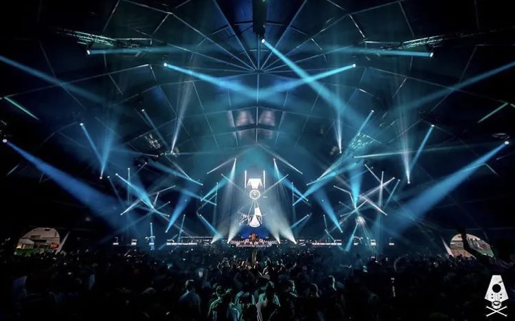 2020年的這些音樂盛典活動等你來燃燒現(xiàn)場嗨翻天 - 第45張 - 會展活動策劃CCASY.COM 2020年的這些音樂盛典活動等你來燃燒現(xiàn)場嗨翻天 - 第45張