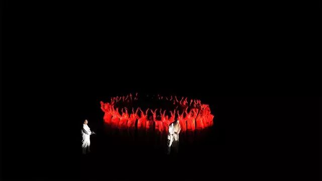 優(yōu)秀的會展活動其舞美設(shè)計打造的視聽效果也是極佳的 - 第4張 - 會展活動策劃CCASY.COM 優(yōu)秀的會展活動其舞美設(shè)計打造的視聽效果也是極佳的 - 第4張