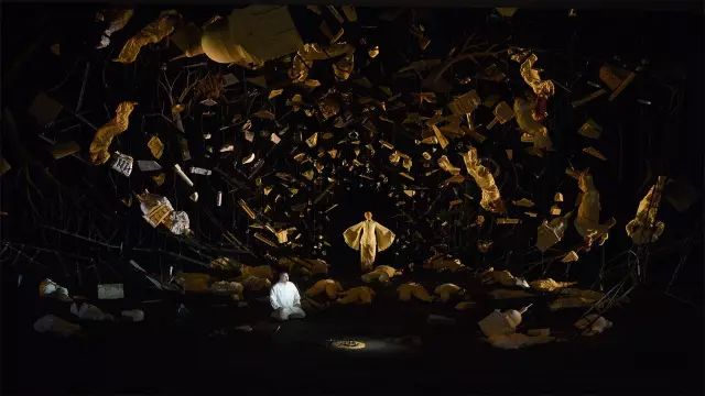 優(yōu)秀的會展活動其舞美設(shè)計打造的視聽效果也是極佳的 - 第3張 - 會展活動策劃CCASY.COM 優(yōu)秀的會展活動其舞美設(shè)計打造的視聽效果也是極佳的 - 第3張