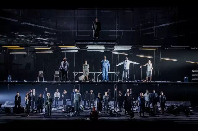 優(yōu)秀的會展活動其舞美設(shè)計打造的視聽效果也是極佳的 - 第20張 - 會展活動策劃CCASY.COM 優(yōu)秀的會展活動其舞美設(shè)計打造的視聽效果也是極佳的 - 第20張