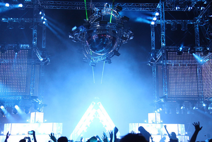 電子音樂節(jié)盛典活動(dòng)策劃的那些舞美真讓人驚嘆的 - 第5張 - 會展活動(dòng)策劃CCASY.COM 電子音樂節(jié)盛典活動(dòng)策劃的那些舞美真讓人驚嘆的 - 第5張