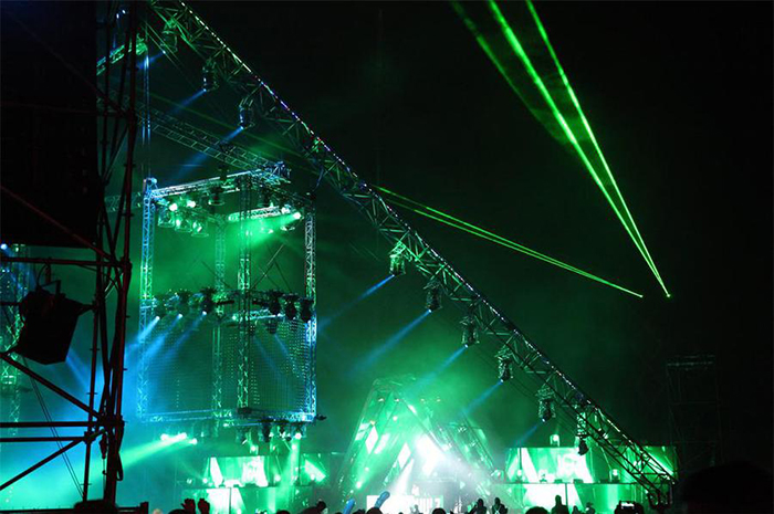 電子音樂節(jié)盛典活動(dòng)策劃的那些舞美真讓人驚嘆的 - 第15張 - 會展活動(dòng)策劃CCASY.COM 電子音樂節(jié)盛典活動(dòng)策劃的那些舞美真讓人驚嘆的 - 第15張