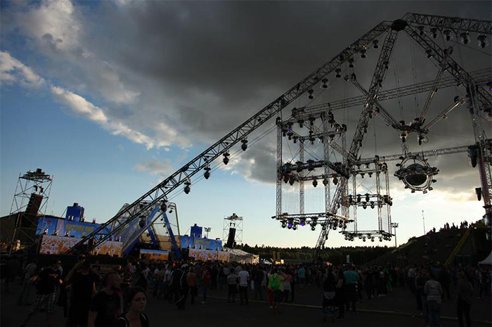 電子音樂節(jié)盛典活動(dòng)策劃的那些舞美真讓人驚嘆的 - 第25張 - 會展活動(dòng)策劃CCASY.COM 電子音樂節(jié)盛典活動(dòng)策劃的那些舞美真讓人驚嘆的 - 第25張