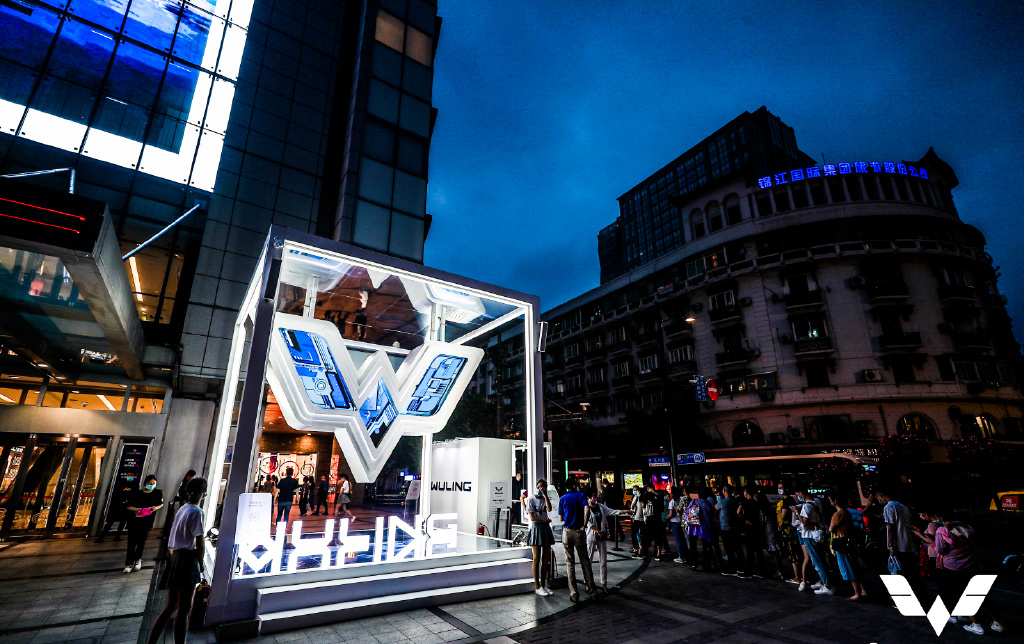 品牌升級(jí)后的汽車快閃展覽活動(dòng)造型更具現(xiàn)代感 - 第11張 - 會(huì)展活動(dòng)策劃CCASY.COM 品牌升級(jí)后的汽車快閃展覽活動(dòng)造型更具現(xiàn)代感 - 第11張