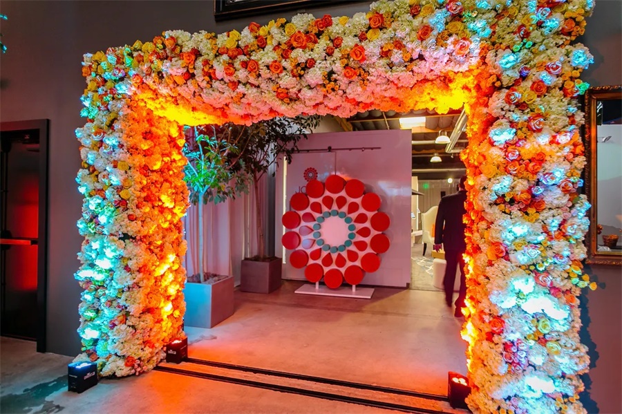 會(huì)展活動(dòng)現(xiàn)場(chǎng)策劃的這些花藝拱門吸睛率更高 - 第4張 - 會(huì)展活動(dòng)策劃CCASY.COM 會(huì)展活動(dòng)現(xiàn)場(chǎng)策劃的這些花藝拱門吸睛率更高 - 第4張
