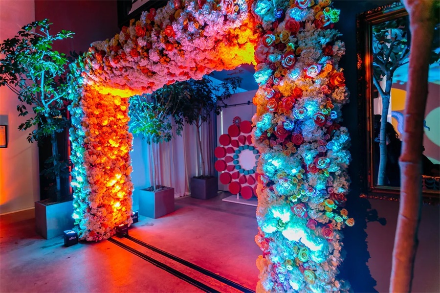 會(huì)展活動(dòng)現(xiàn)場(chǎng)策劃的這些花藝拱門吸睛率更高 - 第13張 - 會(huì)展活動(dòng)策劃CCASY.COM 會(huì)展活動(dòng)現(xiàn)場(chǎng)策劃的這些花藝拱門吸睛率更高 - 第13張