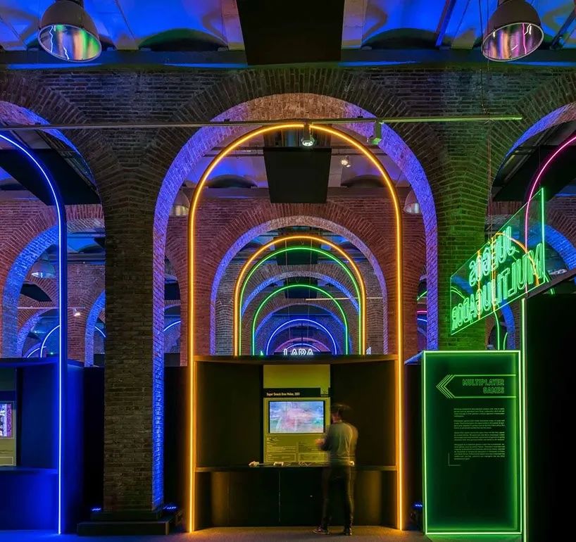 這場(chǎng)在大型地下蓄水池舉辦的電玩游戲展覽活動(dòng)太勁爆太獨(dú)特了 - 第4張 - 會(huì)展活動(dòng)策劃CCASY.COM 這場(chǎng)在大型地下蓄水池舉辦的電玩游戲展覽活動(dòng)太勁爆太獨(dú)特了 - 第4張