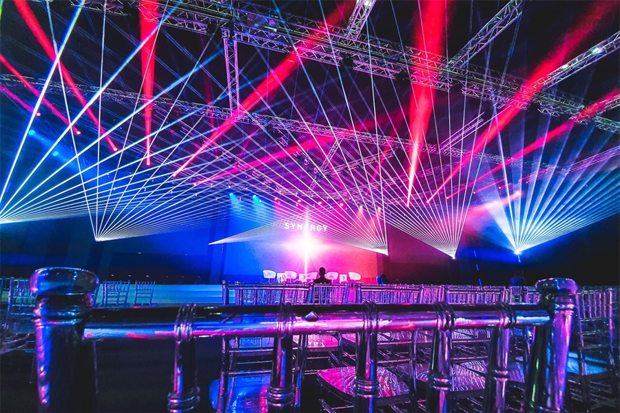 中東歐國家創(chuàng)新合作大會活動策劃的這個沉浸式走廊太美了 - 第14張 - 會展活動策劃CCASY.COM 中東歐國家創(chuàng)新合作大會活動策劃的這個沉浸式走廊太美了 - 第14張