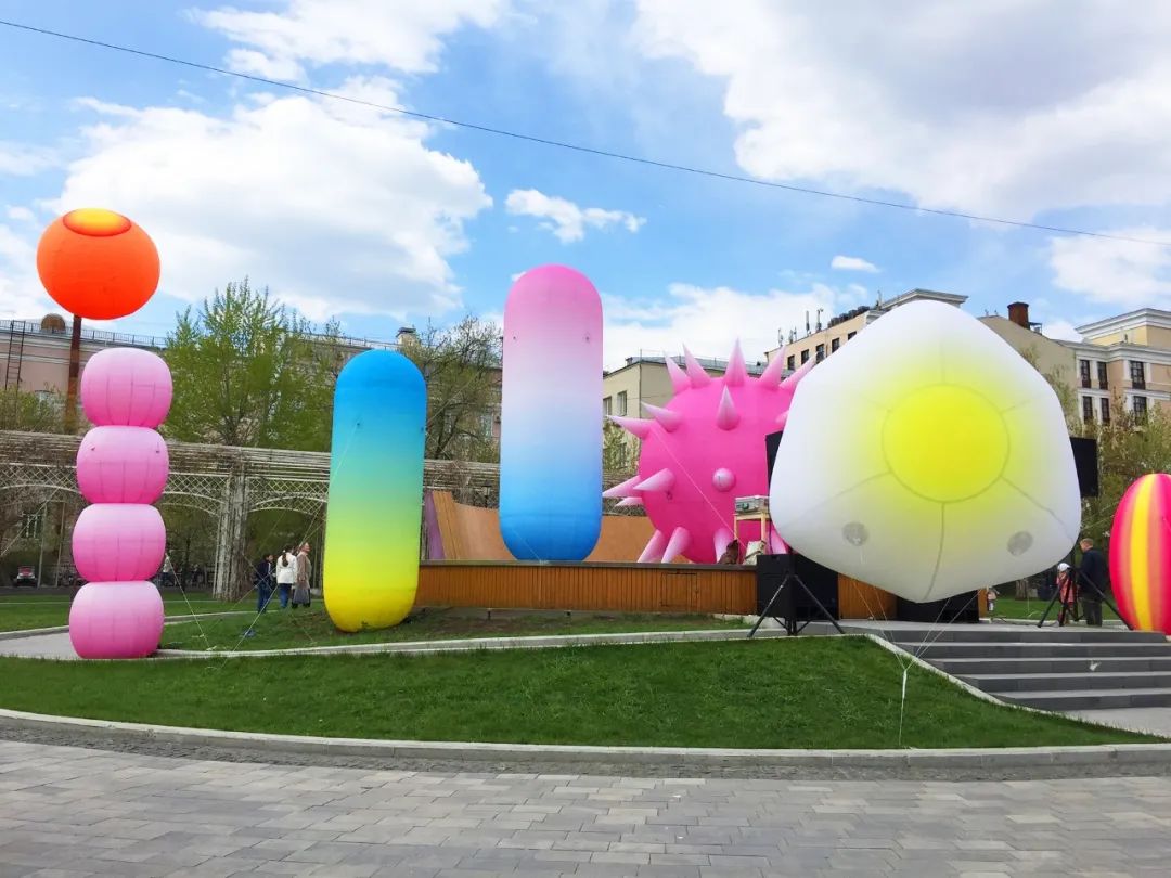 俄羅斯設(shè)計師的空間花粉藝術(shù)展覽活動裝置色彩太豐富了 - 第3張 - 會展活動策劃CCASY.COM 俄羅斯設(shè)計師的空間花粉藝術(shù)展覽活動裝置色彩太豐富了 - 第3張