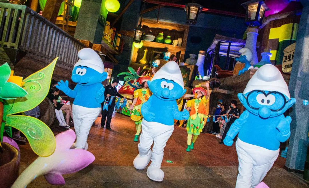 “藍(lán)·創(chuàng)未來”公益線下展覽活動來了一群可愛的藍(lán)精靈 - 第1張 - 會展活動策劃CCASY.COM “藍(lán)·創(chuàng)未來”公益線下展覽活動來了一群可愛的藍(lán)精靈 - 第1張