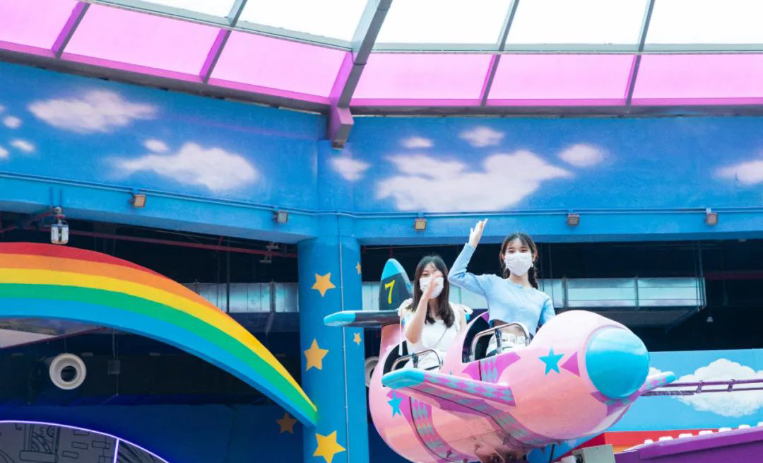 “藍(lán)·創(chuàng)未來”公益線下展覽活動來了一群可愛的藍(lán)精靈 - 第9張 - 會展活動策劃CCASY.COM “藍(lán)·創(chuàng)未來”公益線下展覽活動來了一群可愛的藍(lán)精靈 - 第9張