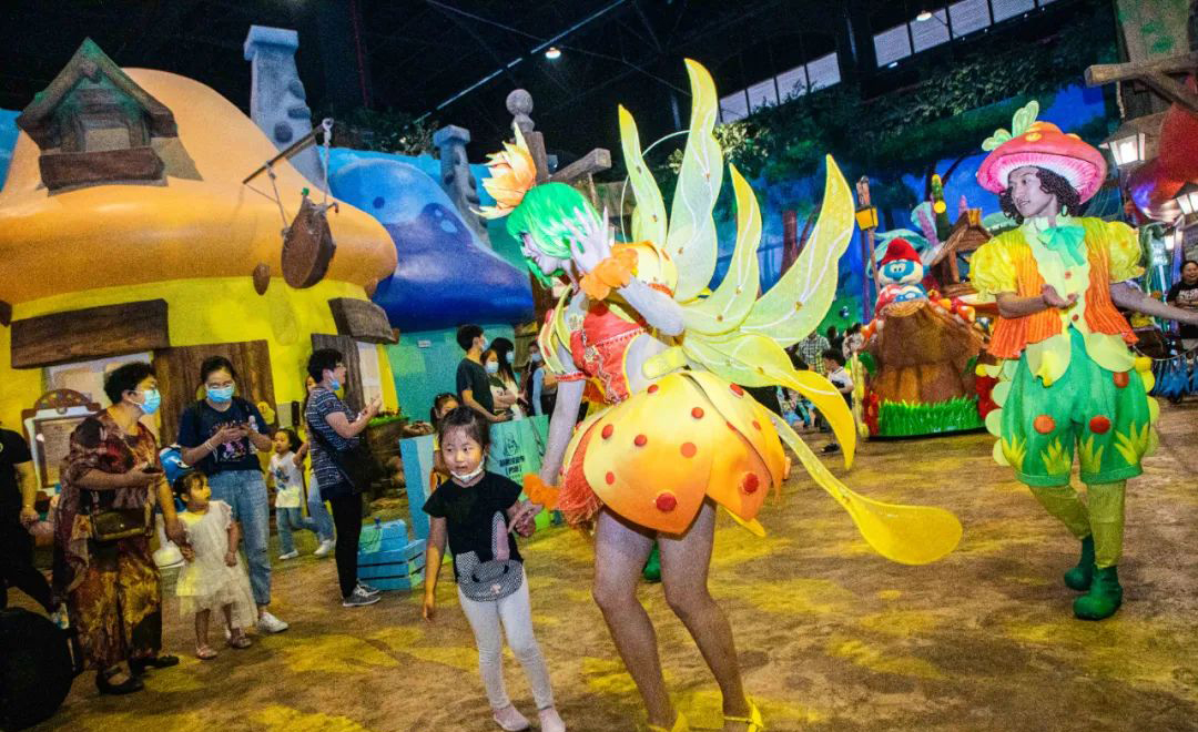 “藍(lán)·創(chuàng)未來”公益線下展覽活動來了一群可愛的藍(lán)精靈 - 第15張 - 會展活動策劃CCASY.COM “藍(lán)·創(chuàng)未來”公益線下展覽活動來了一群可愛的藍(lán)精靈 - 第15張