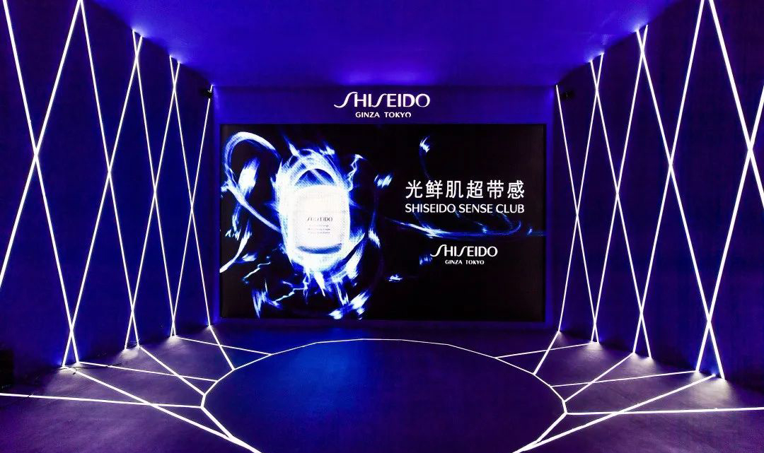 潮人打卡快閃活動(dòng)策劃的這個(gè)魔方空間隨時(shí)提升帶感指數(shù) - 第11張 - 會(huì)展活動(dòng)策劃CCASY.COM 潮人打卡快閃活動(dòng)策劃的這個(gè)魔方空間隨時(shí)提升帶感指數(shù) - 第11張