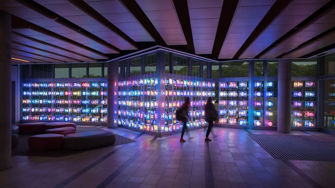 聽說這個化學元素周期表展覽活動的互動裝置還能演奏詩歌 - 第2張 - 會展活動策劃CCASY.COM 聽說這個化學元素周期表展覽活動的互動裝置還能演奏詩歌 - 第2張