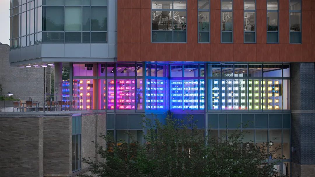 聽說這個化學元素周期表展覽活動的互動裝置還能演奏詩歌 - 第3張 - 會展活動策劃CCASY.COM 聽說這個化學元素周期表展覽活動的互動裝置還能演奏詩歌 - 第3張