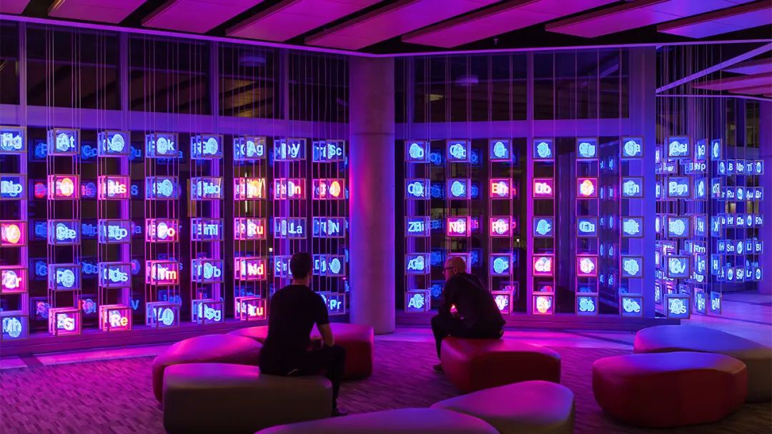 聽說這個化學元素周期表展覽活動的互動裝置還能演奏詩歌 - 第8張 - 會展活動策劃CCASY.COM 聽說這個化學元素周期表展覽活動的互動裝置還能演奏詩歌 - 第8張