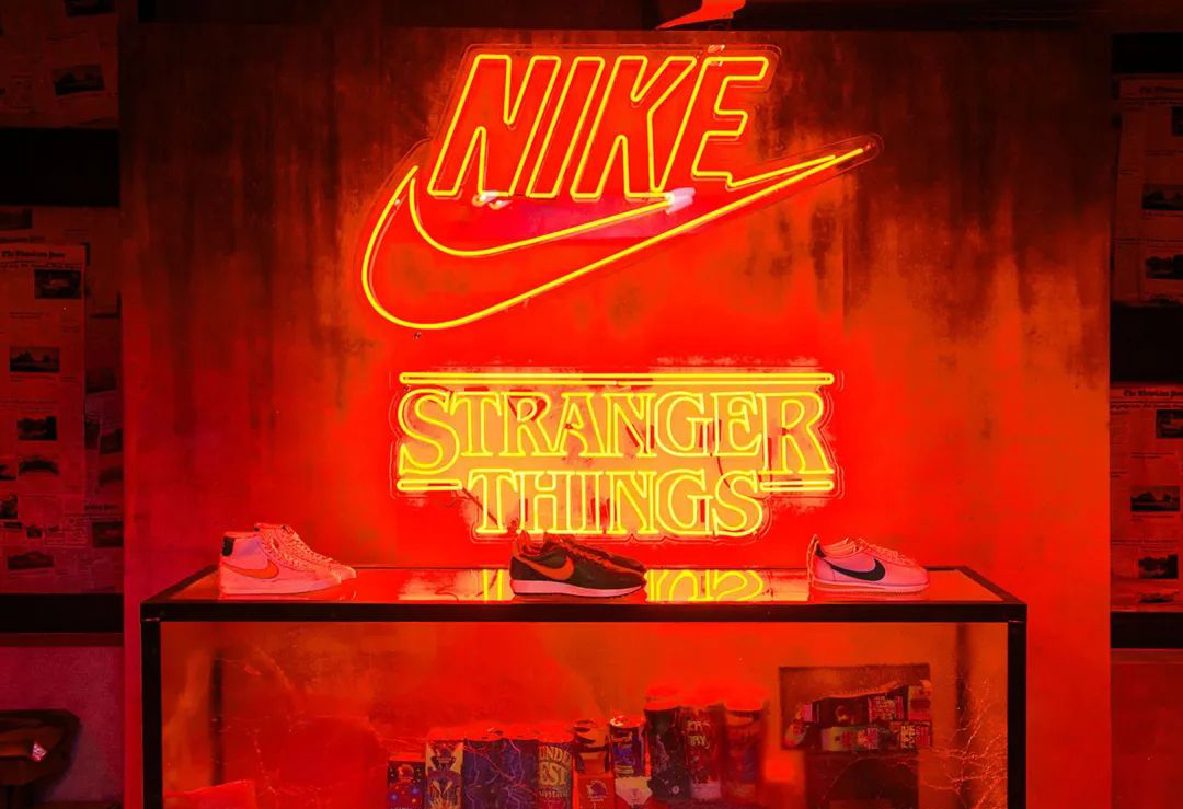 NIKE與STRANGER THINGS聯(lián)名快閃活動策劃的“炸毀”元素夠燃 - 第6張 - 會展活動策劃CCASY.COM NIKE與STRANGER THINGS聯(lián)名快閃活動策劃的“炸毀”元素夠燃 - 第6張