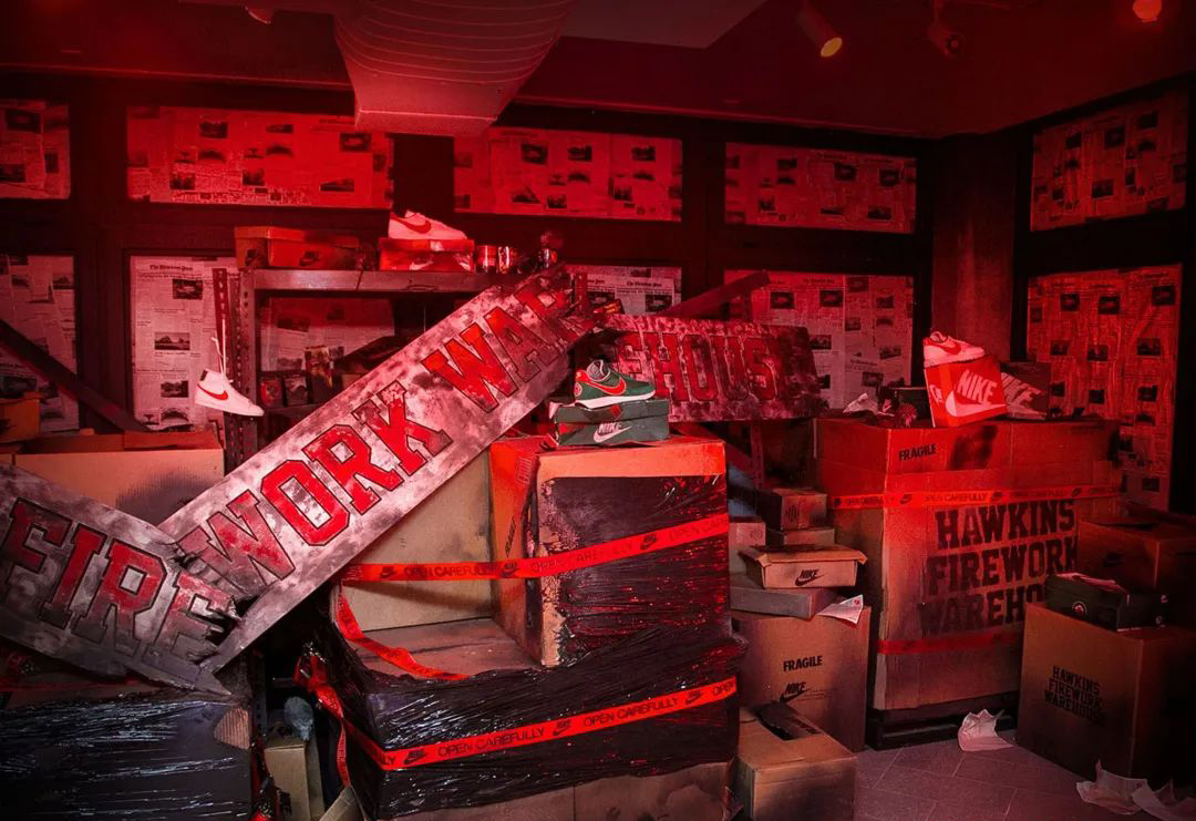 NIKE與STRANGER THINGS聯(lián)名快閃活動策劃的“炸毀”元素夠燃 - 第13張 - 會展活動策劃CCASY.COM NIKE與STRANGER THINGS聯(lián)名快閃活動策劃的“炸毀”元素夠燃 - 第13張