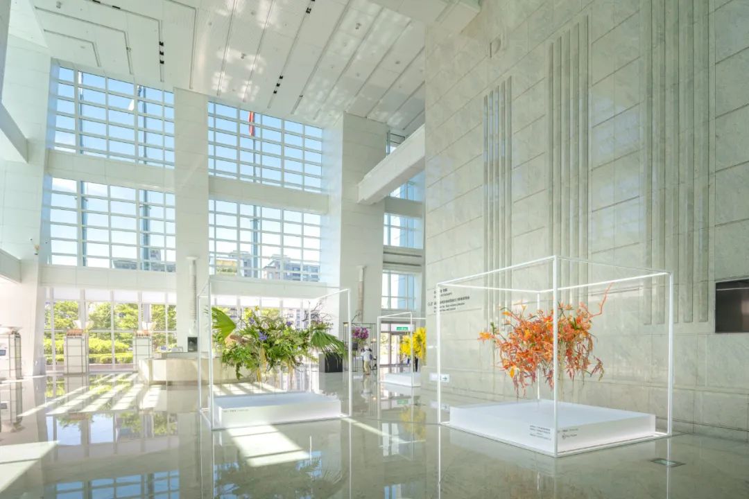 臺(tái)北101主題花卉創(chuàng)作藝術(shù)展覽活動(dòng)秒變當(dāng)代美學(xué)策展場域 - 第1張 - 會(huì)展活動(dòng)策劃CCASY.COM 臺(tái)北101主題花卉創(chuàng)作藝術(shù)展覽活動(dòng)秒變當(dāng)代美學(xué)策展場域 - 第1張