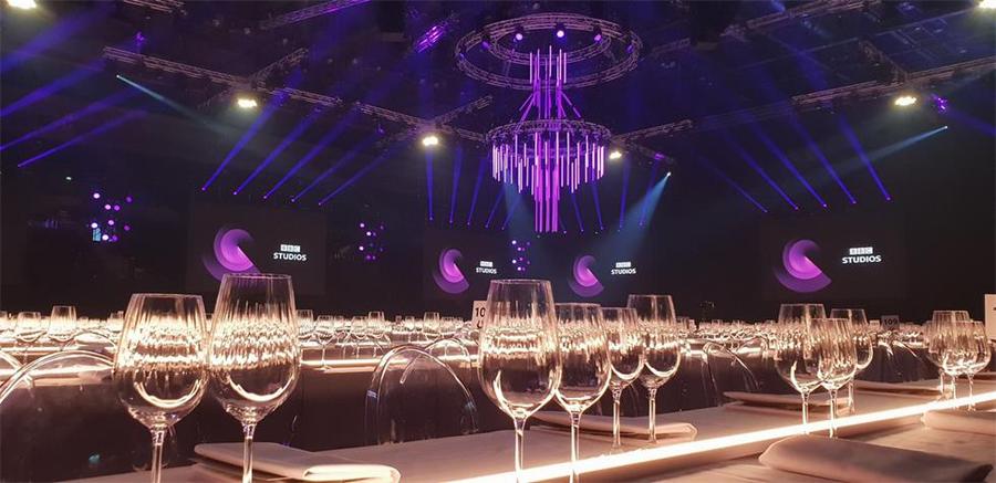 影視節(jié)目展示活動策劃的7個6米高的屏幕魅力四射 - 第19張 - 會展活動策劃CCASY.COM 影視節(jié)目展示活動策劃的7個6米高的屏幕魅力四射 - 第19張