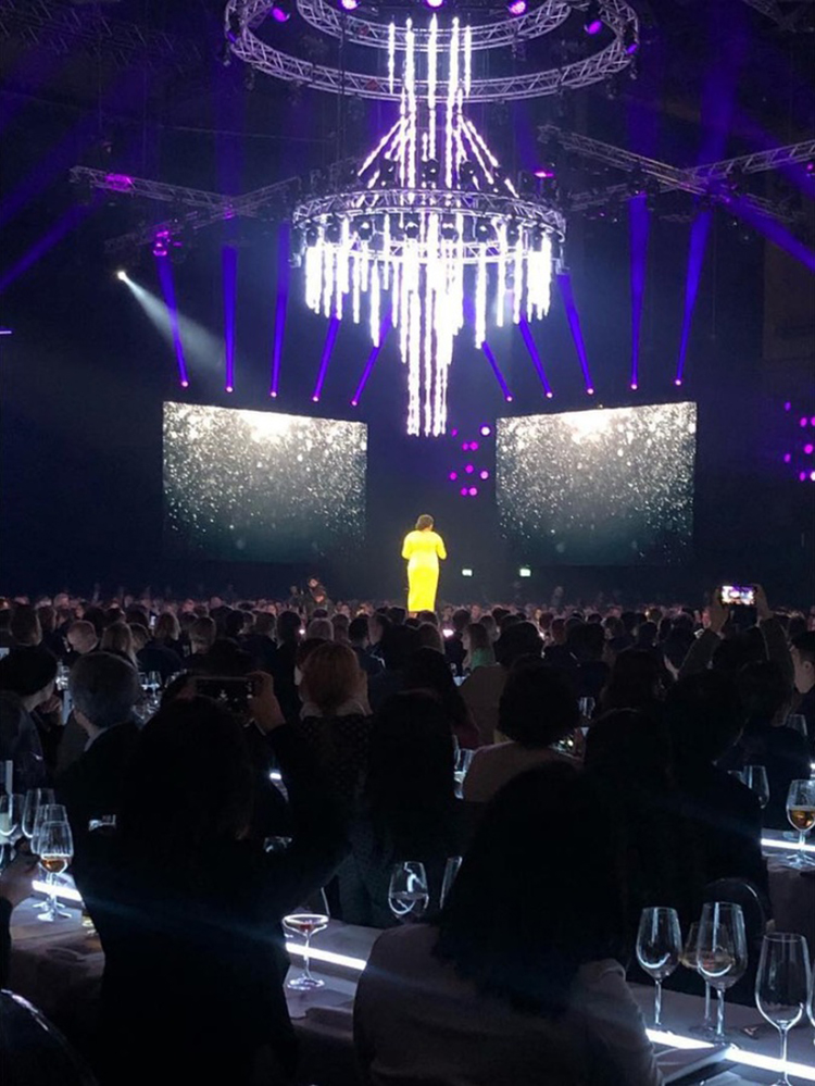 影視節(jié)目展示活動策劃的7個6米高的屏幕魅力四射 - 第21張 - 會展活動策劃CCASY.COM 影視節(jié)目展示活動策劃的7個6米高的屏幕魅力四射 - 第21張