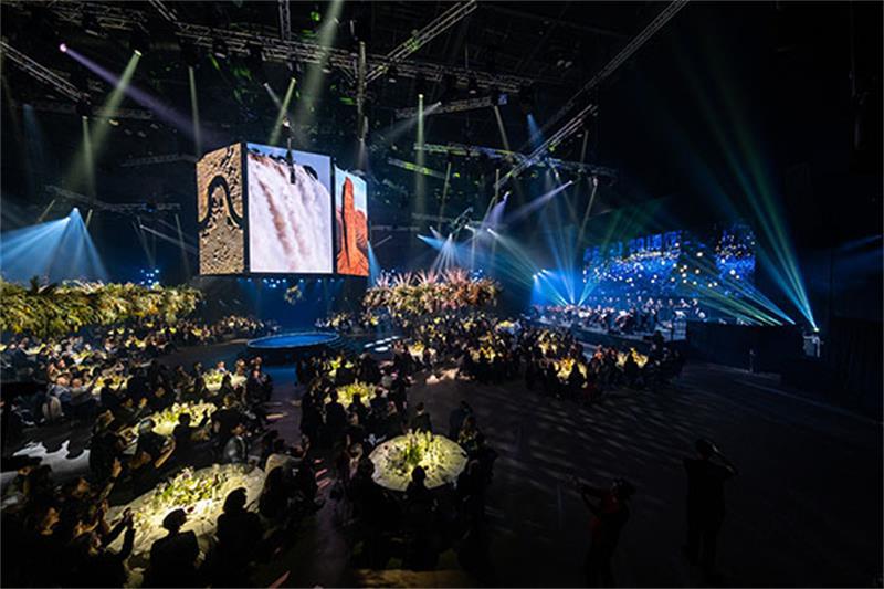 影視節(jié)目展示活動策劃的7個6米高的屏幕魅力四射 - 第24張 - 會展活動策劃CCASY.COM 影視節(jié)目展示活動策劃的7個6米高的屏幕魅力四射 - 第24張