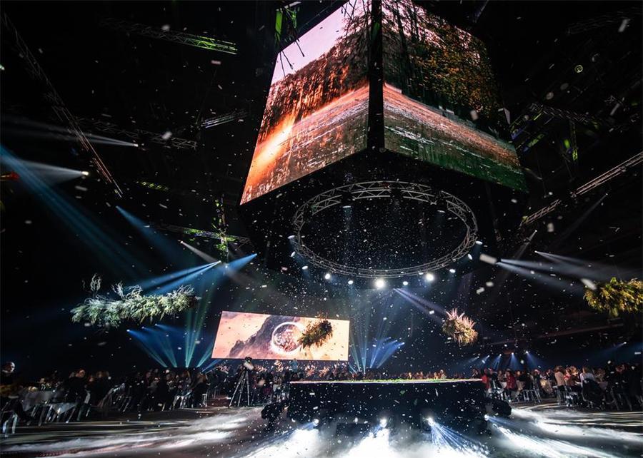 影視節(jié)目展示活動策劃的7個6米高的屏幕魅力四射 - 第27張 - 會展活動策劃CCASY.COM 影視節(jié)目展示活動策劃的7個6米高的屏幕魅力四射 - 第27張