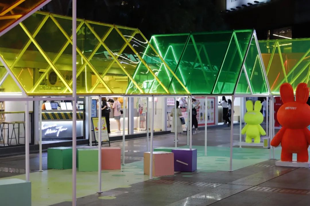 夏日彩虹藝術展覽活動裝飾顛覆你對夏日的全新認知 - 第5張 - 會展活動策劃CCASY.COM 夏日彩虹藝術展覽活動裝飾顛覆你對夏日的全新認知 - 第5張