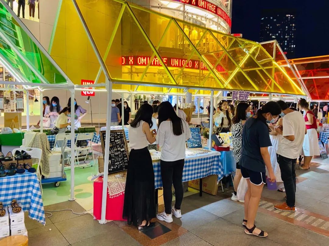 夏日彩虹藝術展覽活動裝飾顛覆你對夏日的全新認知 - 第13張 - 會展活動策劃CCASY.COM 夏日彩虹藝術展覽活動裝飾顛覆你對夏日的全新認知 - 第13張