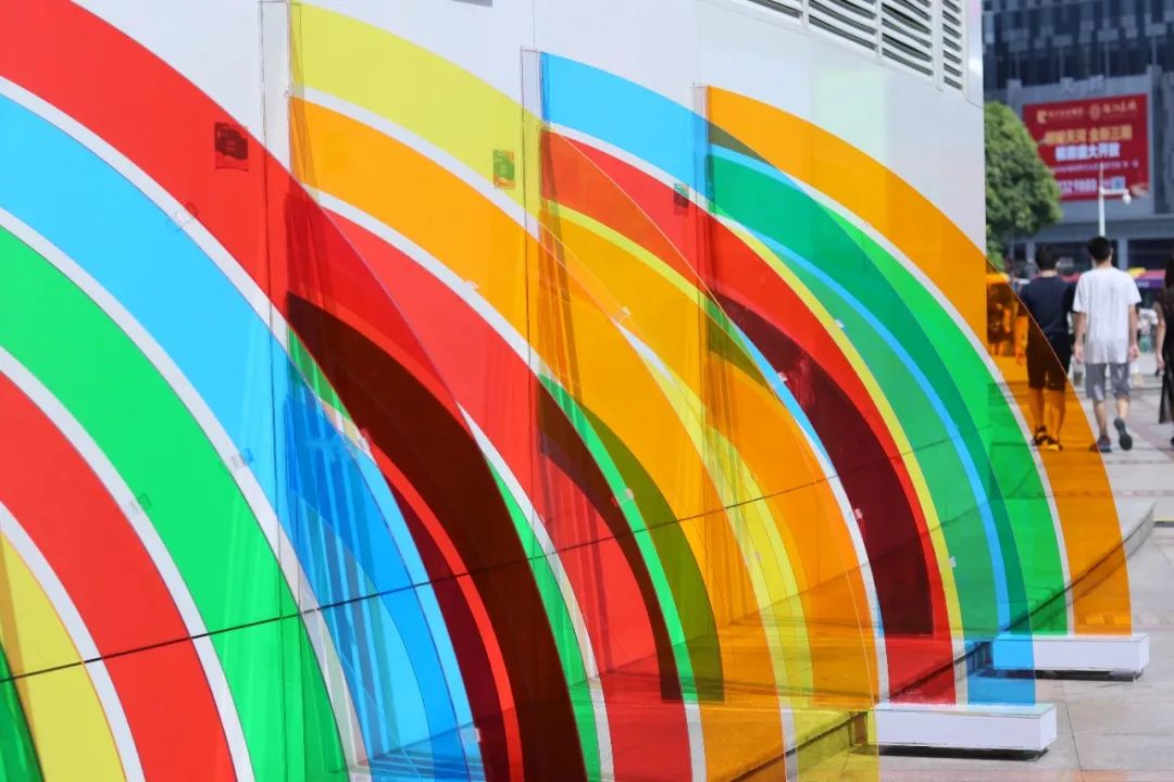夏日彩虹藝術展覽活動裝飾顛覆你對夏日的全新認知 - 第18張 - 會展活動策劃CCASY.COM 夏日彩虹藝術展覽活動裝飾顛覆你對夏日的全新認知 - 第18張
