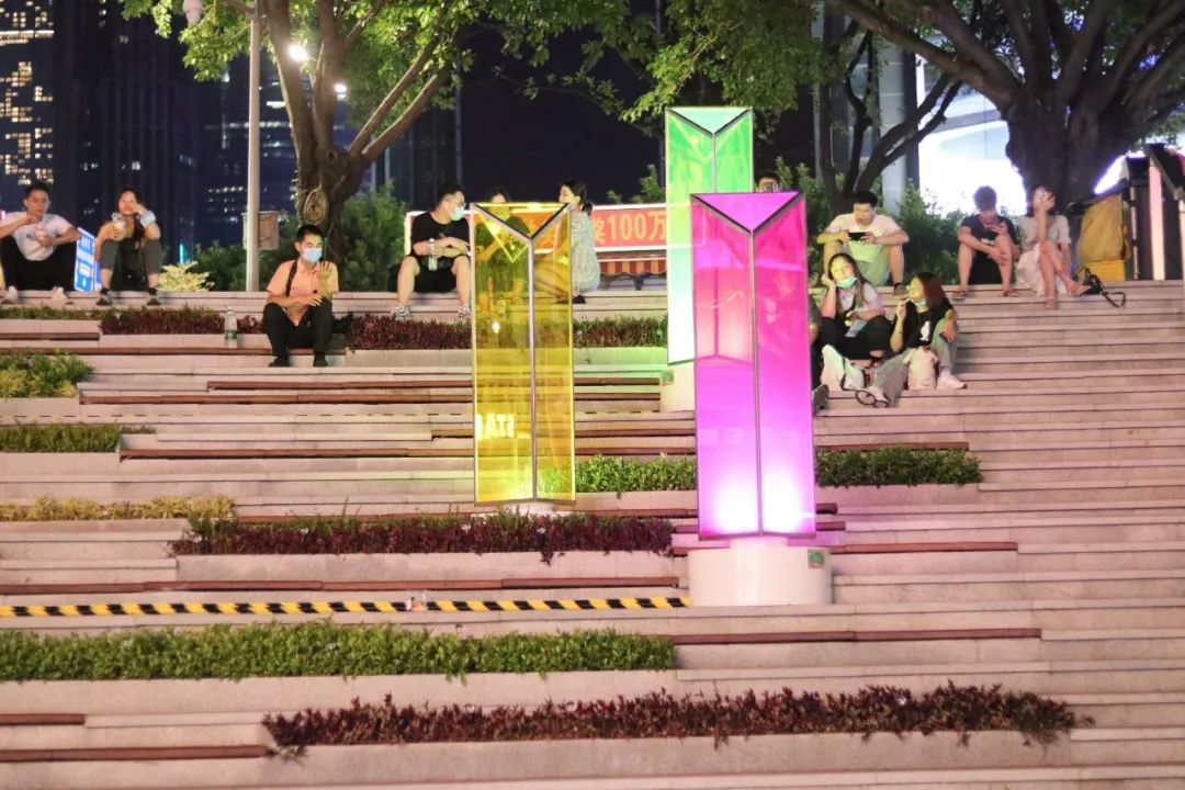 夏日彩虹藝術展覽活動裝飾顛覆你對夏日的全新認知 - 第22張 - 會展活動策劃CCASY.COM 夏日彩虹藝術展覽活動裝飾顛覆你對夏日的全新認知 - 第22張