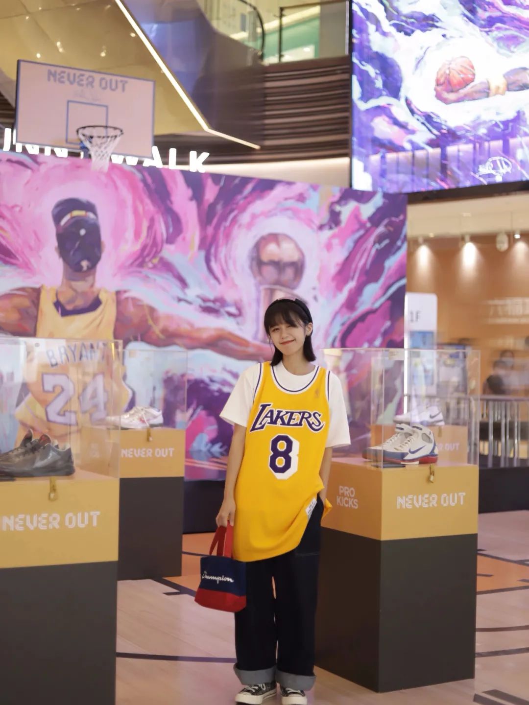 致敬科比的主題快閃店活動(dòng)策劃再次勾起球迷的思念之情 - 第9張 - 會(huì)展活動(dòng)策劃CCASY.COM 致敬科比的主題快閃店活動(dòng)策劃再次勾起球迷的思念之情 - 第9張